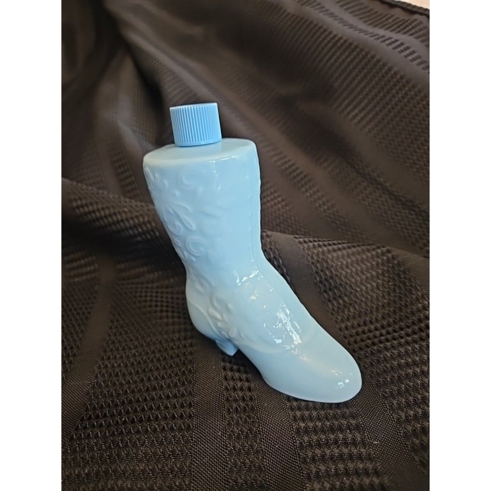 Avon Fashion Boot Blue Milk Glass Pin Cushion Charisma Cologne 4 oz Bottle Empty